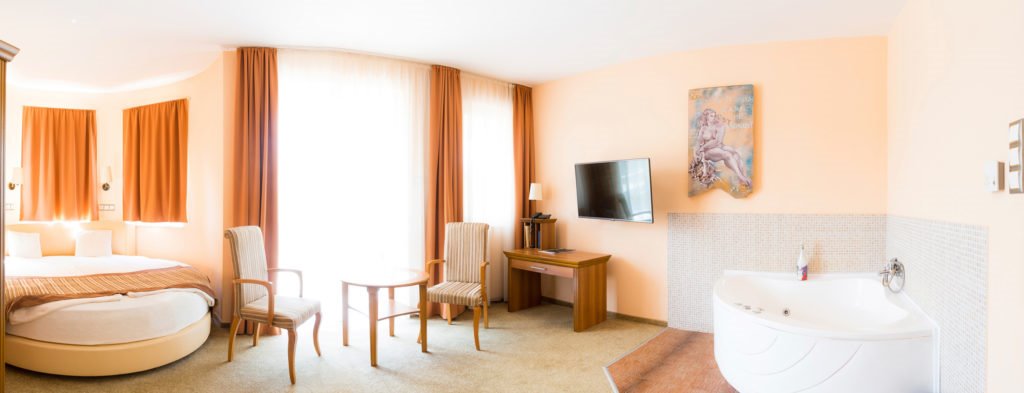 Aphrodite****Hotel & Hotel Venus***superior