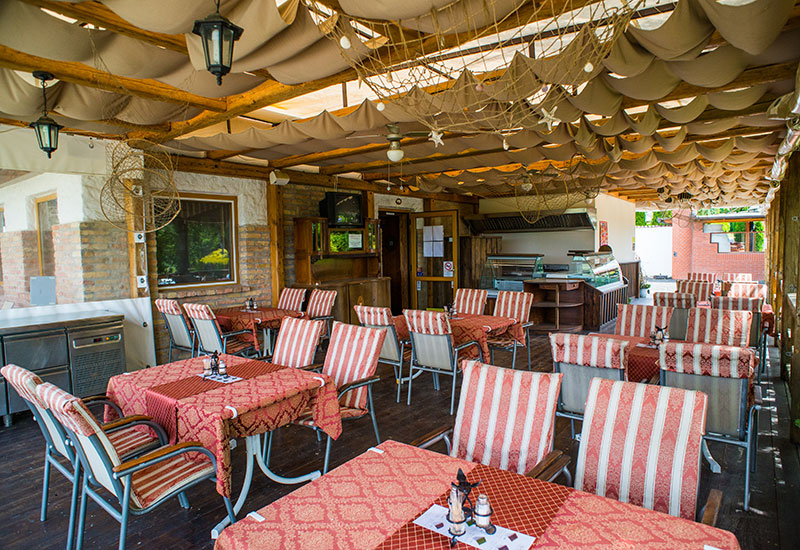 programlehetosegek-relax-hotel-heviznel-etterem-kep2